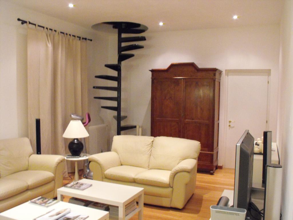 Il Casale Del Giglio Bed & Breakfast Santo Stefano di Magra Bagian luar foto