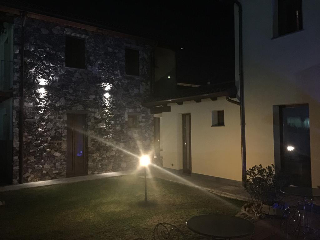 Il Casale Del Giglio Bed & Breakfast Santo Stefano di Magra Bagian luar foto