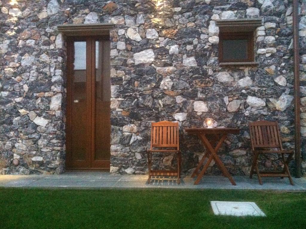 Il Casale Del Giglio Bed & Breakfast Santo Stefano di Magra Bagian luar foto